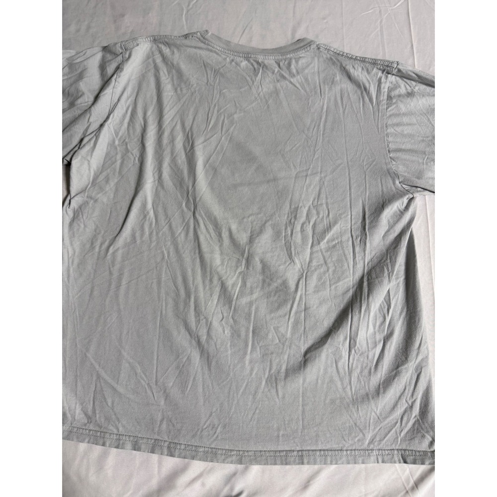 Marvel Spider-Man vs Mysterio Comic Cover Graphic T-Shirt Grey XL Amazing 141 - Picture 10 of 12